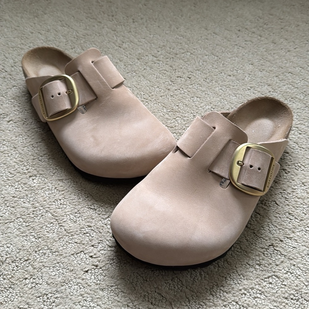 Birkenstock Tan Mules with Gold Buckle